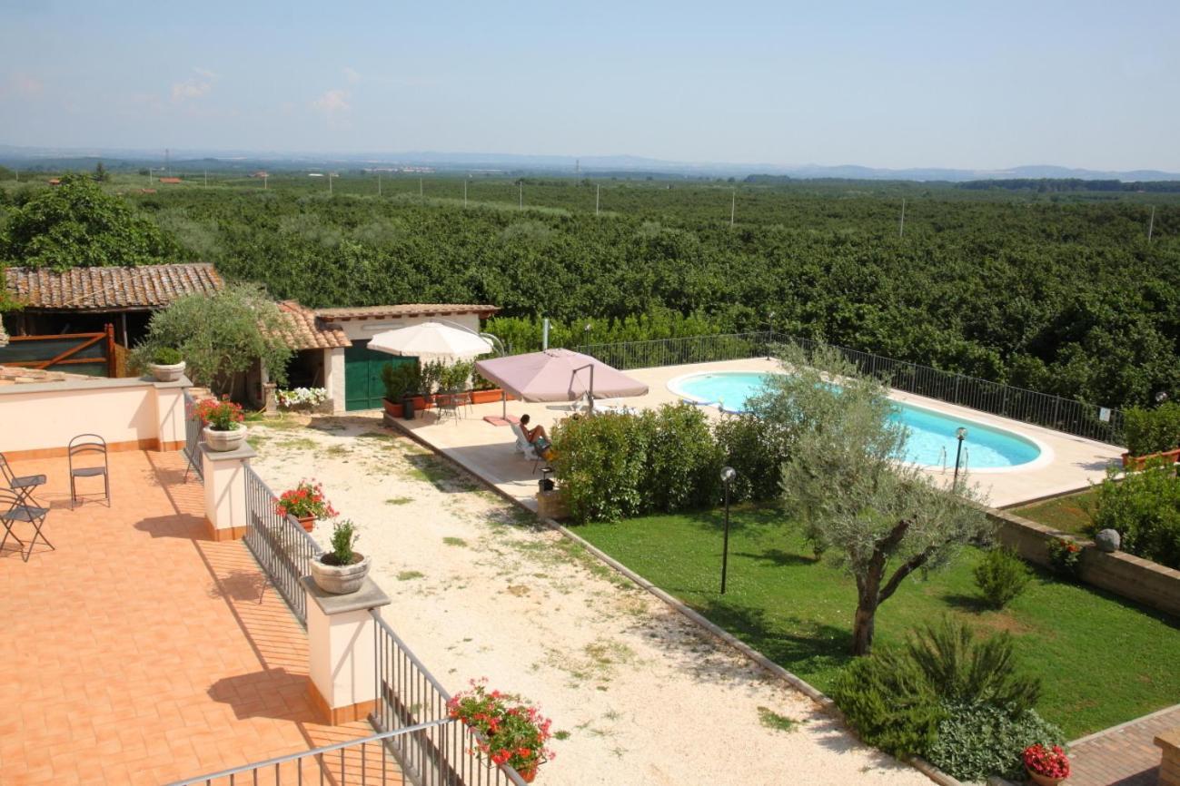 Agriturismo Casale Zuccari Caprarola Exterior photo